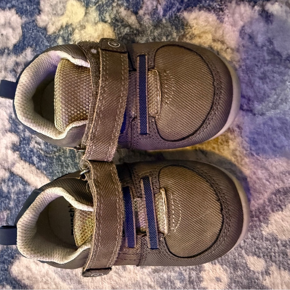 Stride Rite Brown Sneakers for Everyday Comfort